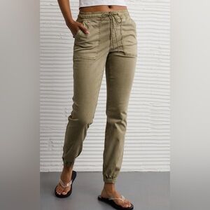 American Eagle Next Level High-Waisted Jegging Jogger Pants